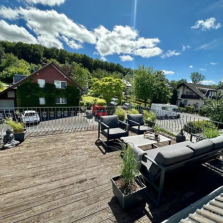 Apartment Familie Oder Beruflich - Dachterasse - Gemuetlich - Kueche - Naehe Flughafen Bueren (Westphalia)