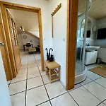 Familie Oder Beruflich - Dachterasse - Gemütlich - Küche - Nähe Flughafen Apartment Bueren (Westphalia)