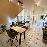Apartment Familie Oder Beruflich - Dachterasse - Gemütlich - Küche - Nähe Flughafen