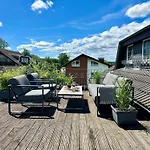 Familie Oder Beruflich - Dachterasse - Gemütlich - Küche - Nähe Flughafen
