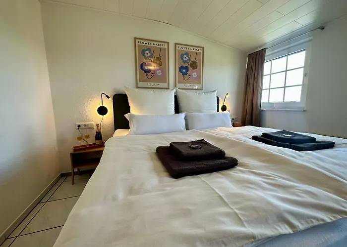 Apartment Familie Oder Beruflich - Dachterasse - Gemuetlich - Kueche - Naehe Flughafen