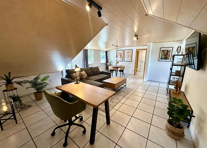 Apartment Familie Oder Beruflich - Dachterasse - Gemuetlich - Kueche - Naehe Flughafen