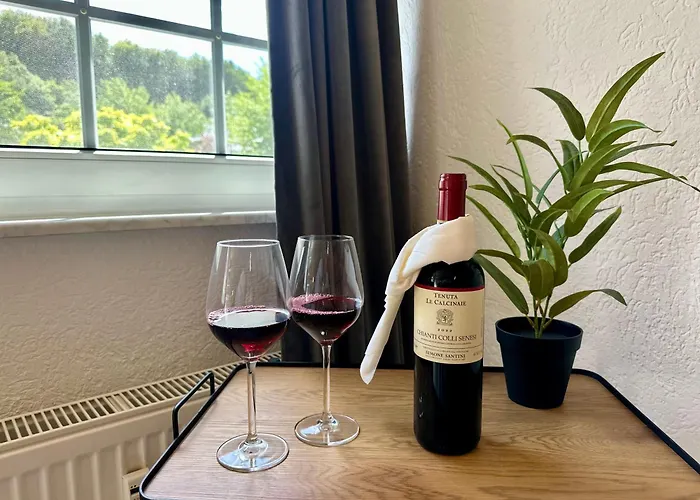 Apartment Familie Oder Beruflich - Dachterasse - Gemuetlich - Kueche - Naehe Flughafen