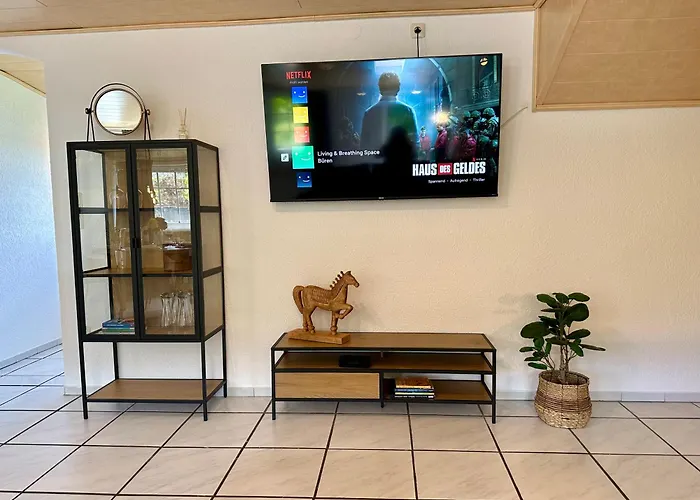 Apartment Familie Oder Beruflich - Dachterasse - Gemuetlich - Kueche - Naehe Flughafen Bueren (Westphalia)