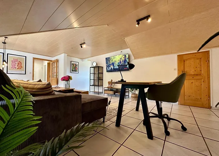 Apartment Familie Oder Beruflich - Dachterasse - Gemuetlich - Kueche - Naehe Flughafen