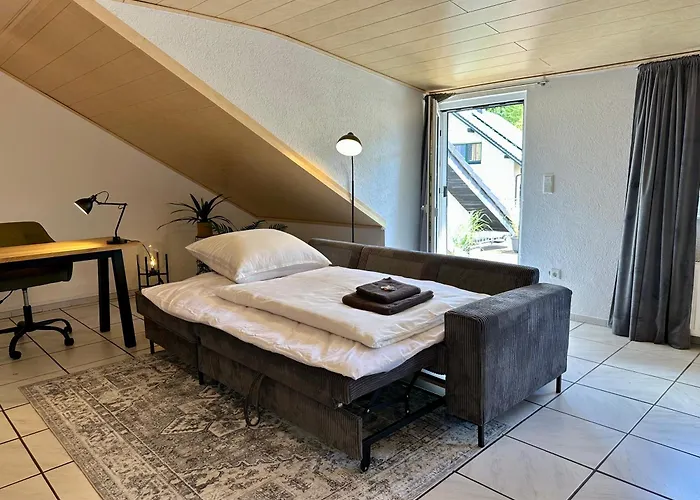 Familie Oder Beruflich - Dachterasse - Gemuetlich - Kueche - Naehe Flughafen Bueren (Westphalia)